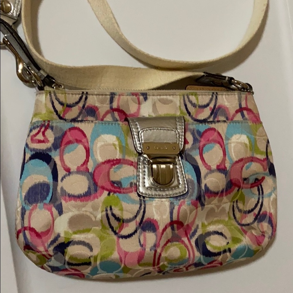 Coach Poppy Crossbody